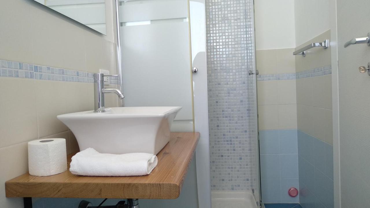 Nereidi Bed & Breakfast Santa Flavia Luaran gambar